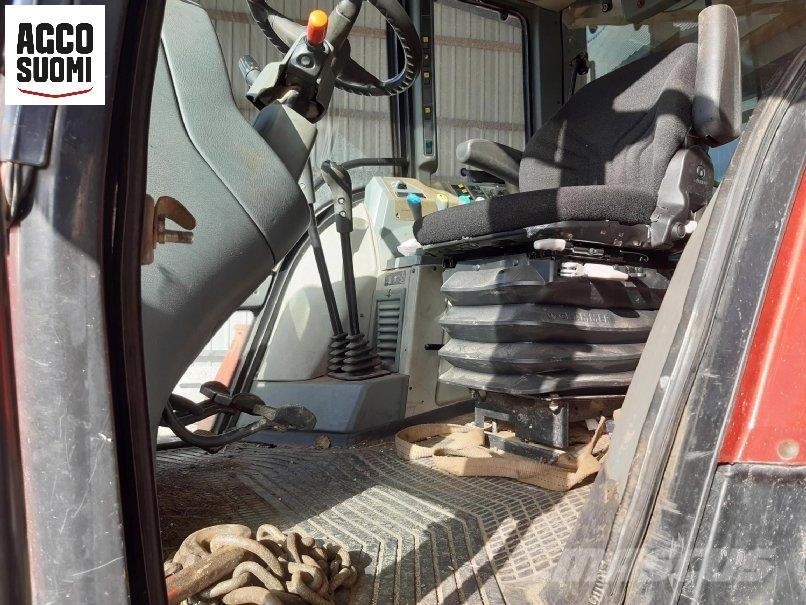 Valtra T120 트랙터