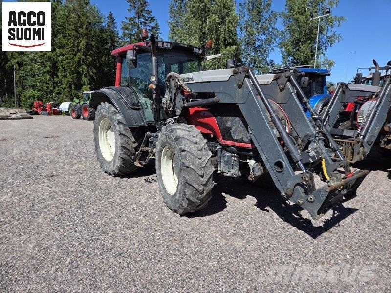 Valtra T151 ADVACED Traktorit