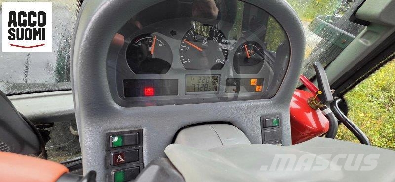 Valtra T151 HITECH Traktorid