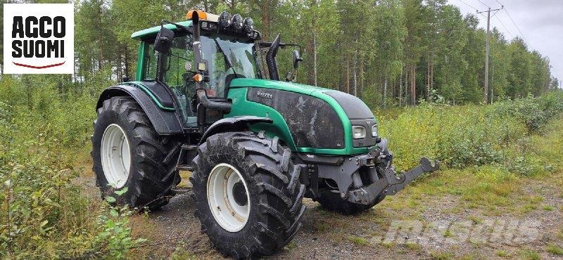 Valtra T151 HITECH Traktorid