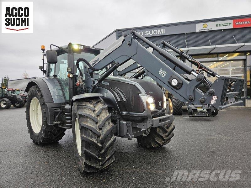 Valtra T163 ECO VERSU FL Traktoren