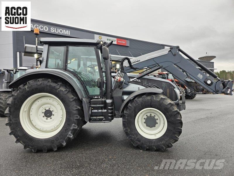 Valtra T163 ECO VERSU FL Traktoren