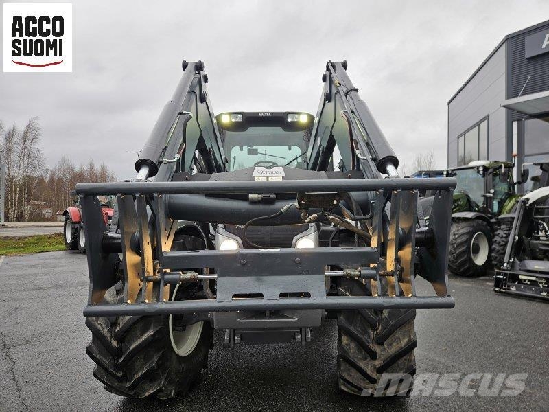 Valtra T163 ECO VERSU FL Traktoren
