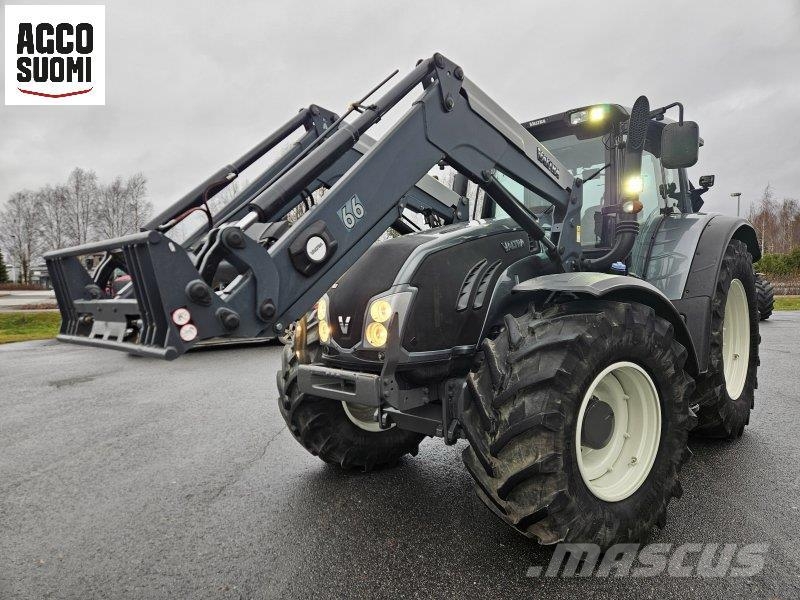 Valtra T163 ECO VERSU FL Traktoren