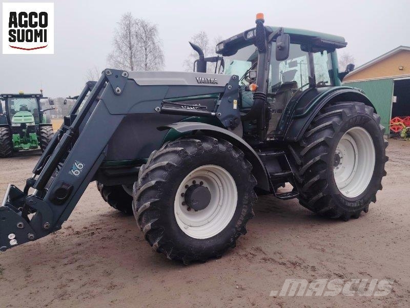 Valtra T171 Traktori