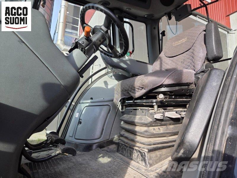 Valtra T202D Traktoriai