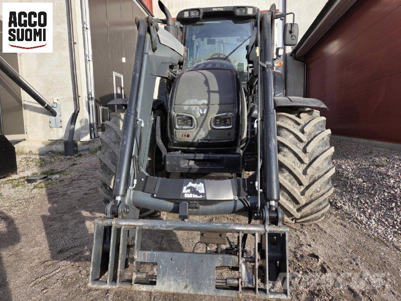 Valtra T202D Traktoriai