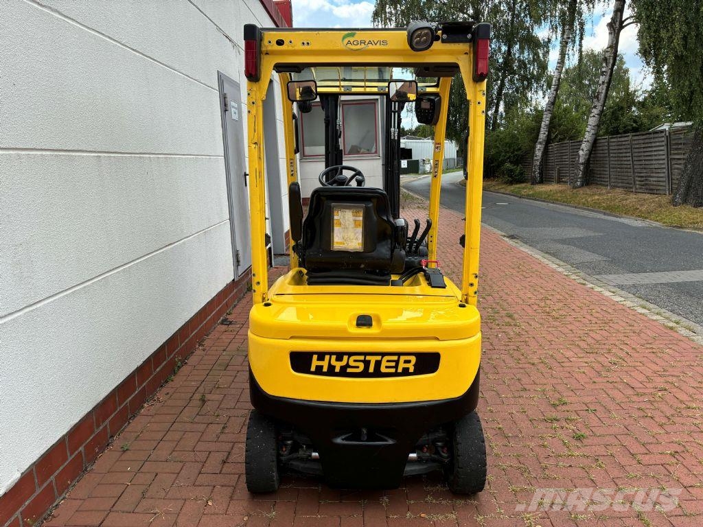 Hyster J 2.0 XN LWB شاحنات ذات رافعات شوكية تعمل بالكهرباء