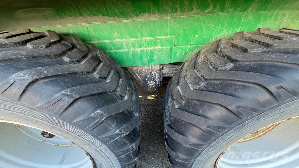 Agronic 20M3 PUMPPUK.+8M KIEKKOM. スラリータンカー