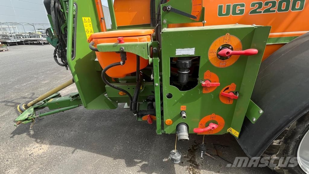 Amazone UG 2200 NOVA Pulverizatoare autopropulsate