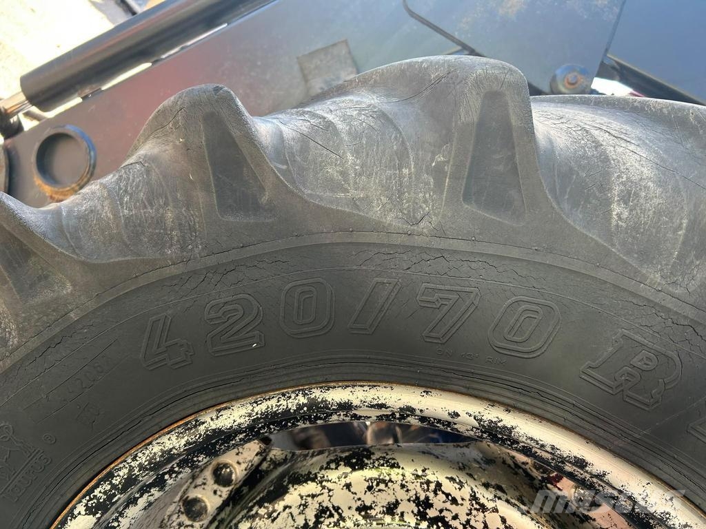 Case IH MAXXUM MX100C Traktori
