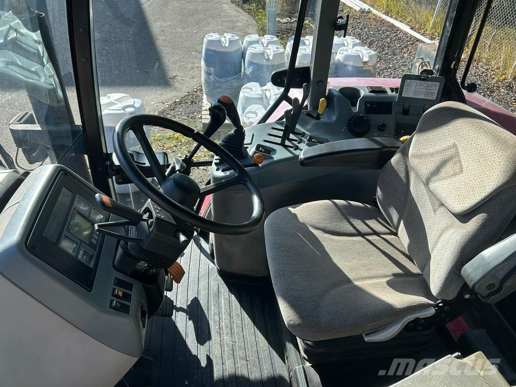 Case IH MAXXUM MX100C Traktori