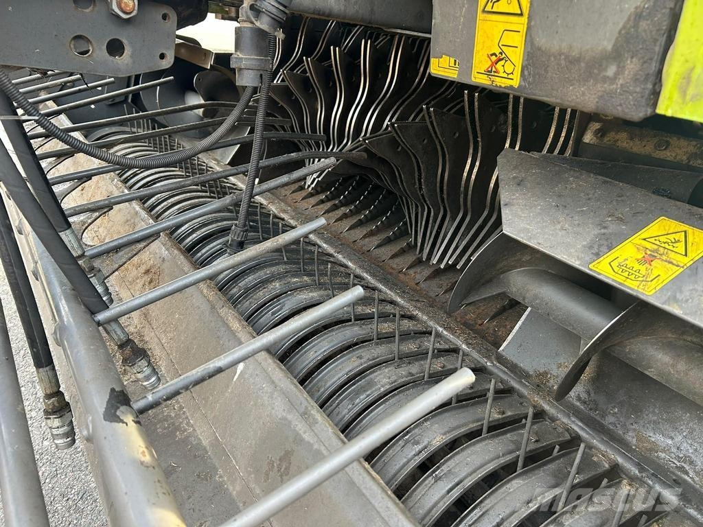 CLAAS 375 Prasy zwijające