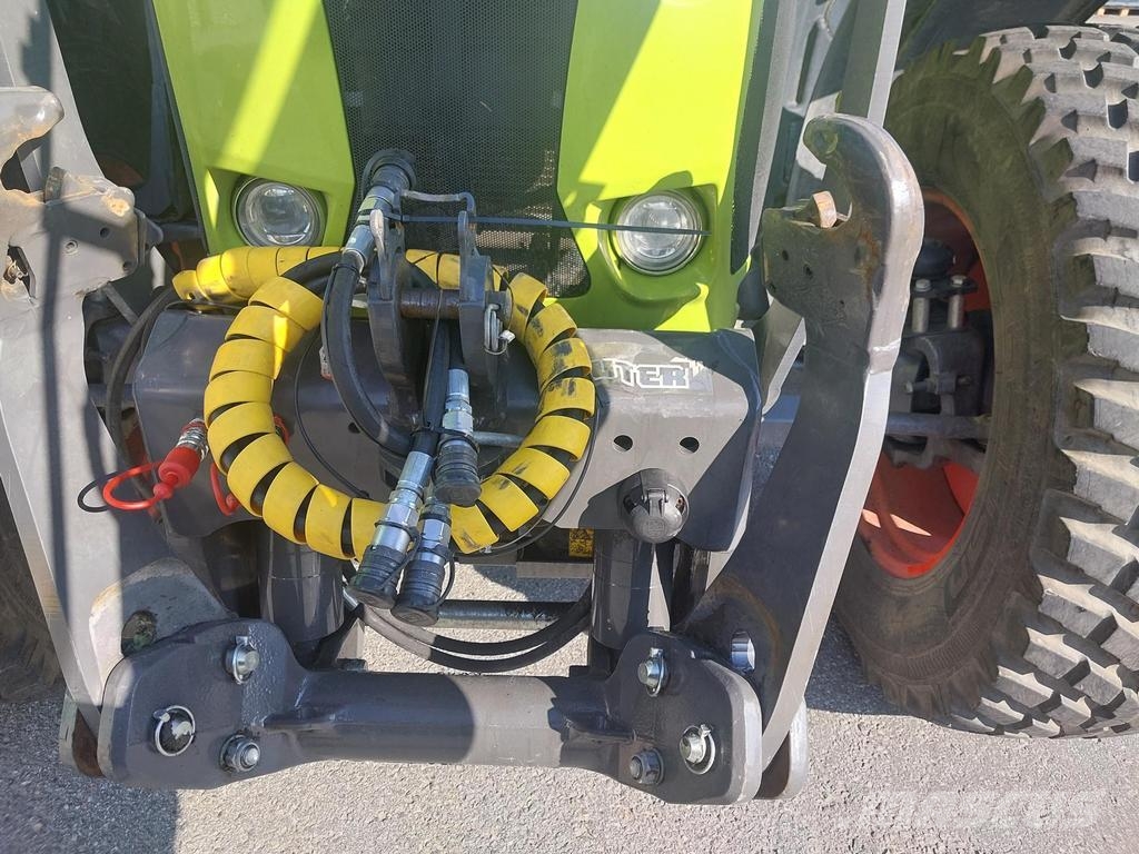 CLAAS 550 CEBIS CMATIC 트랙터