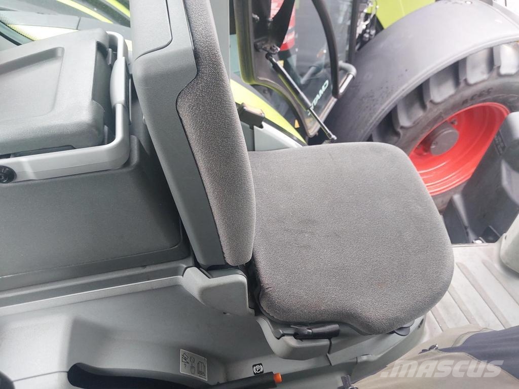 CLAAS 550 CEBIS CMATIC 트랙터