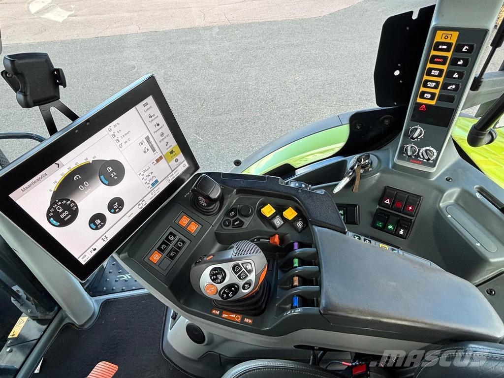 CLAAS ARION 660 CEBIS CMATIC الجرارات