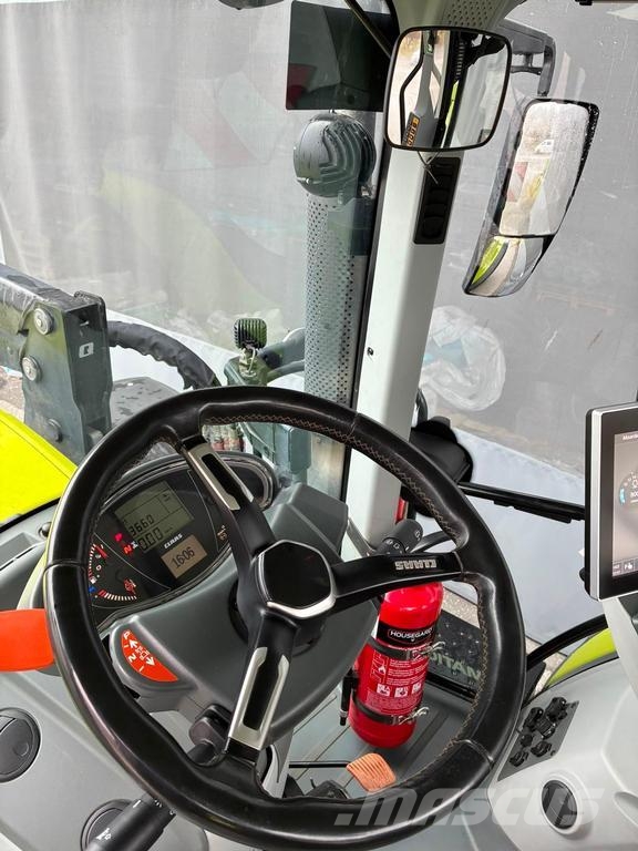 CLAAS ARION 660 CEBIS CMATIC الجرارات