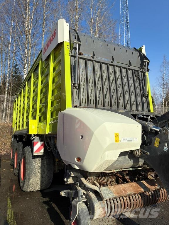 CLAAS CARGOS 9600 TRIDEM Self-loading trailers