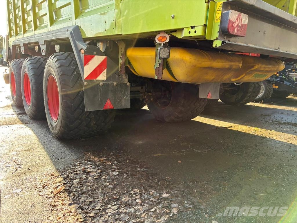 CLAAS CARGOS 9600 TRIDEM Self-loading trailers
