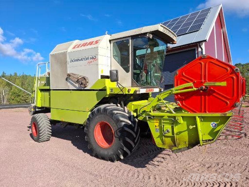 CLAAS DOMINATOR 140 Mähdrescher