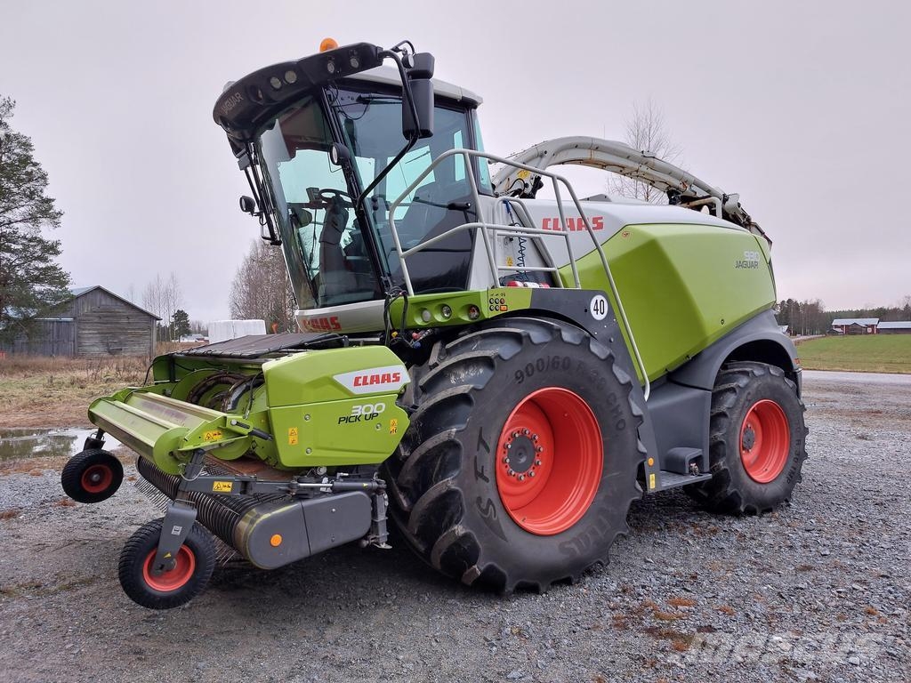 CLAAS JAGUAR 930 自走式青贮饲料收割机