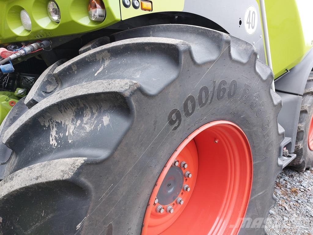 CLAAS JAGUAR 930 自走式青贮饲料收割机
