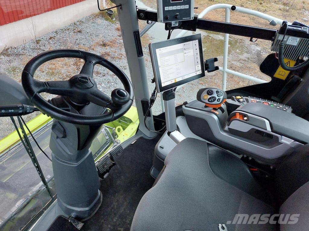 CLAAS JAGUAR 930 自走式青贮饲料收割机