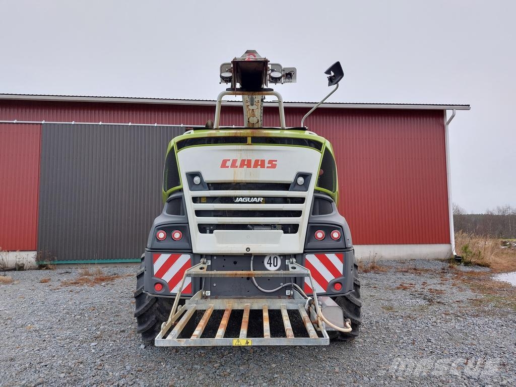 CLAAS JAGUAR 930 自走式青贮饲料收割机
