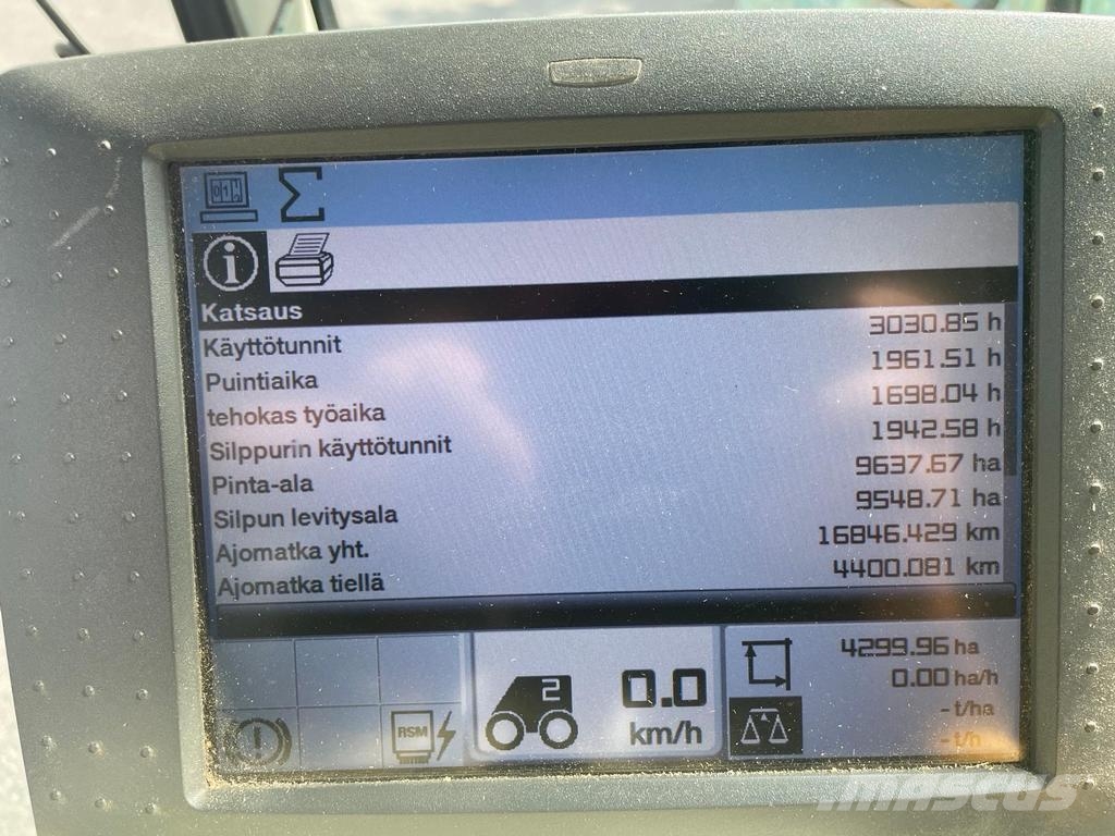 CLAAS LEXION 770 TT Θεριζοαλωνιστικές μηχανές