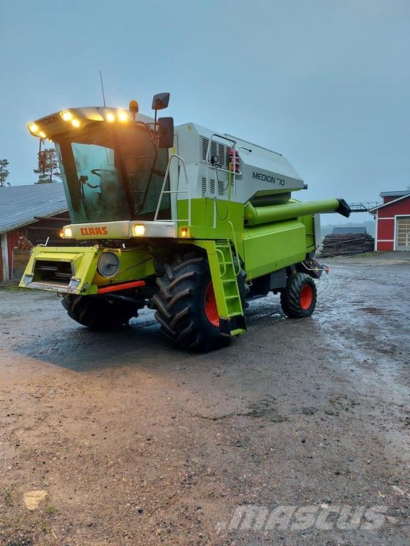 CLAAS MEDION 310 Θεριζοαλωνιστικές μηχανές