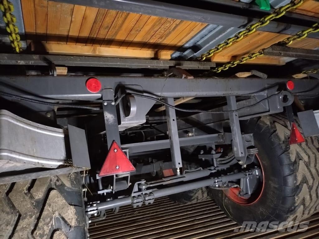 CLAAS QUANTUM 4700 자동 적재 트레일러