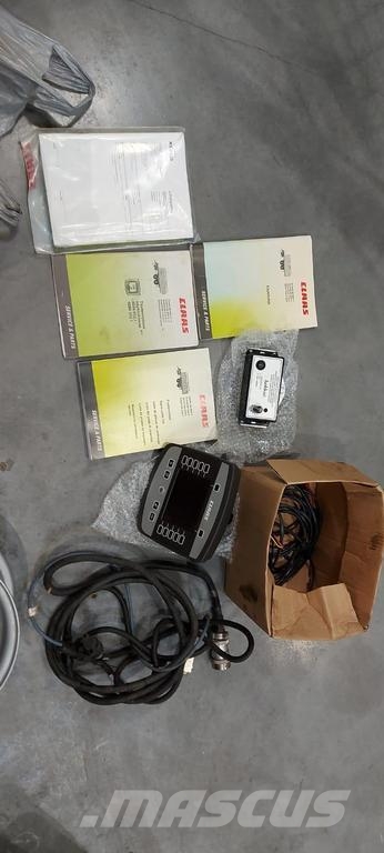 CLAAS QUANTUM 4700 자동 적재 트레일러
