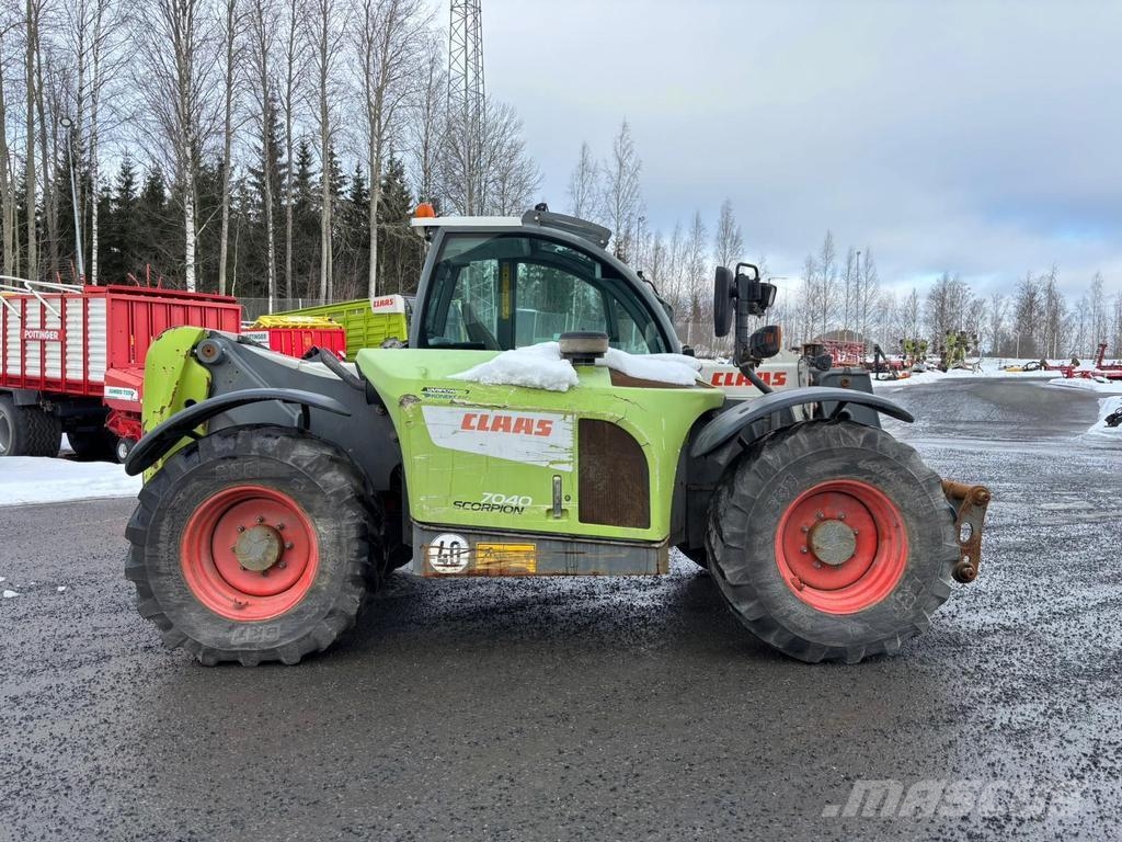CLAAS SCORPION 7040 Телескопічні навантажувачі