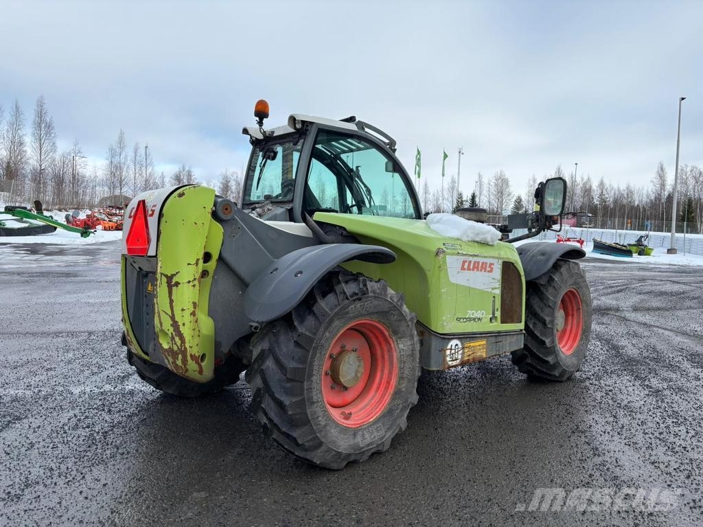 CLAAS SCORPION 7040 Телескопічні навантажувачі