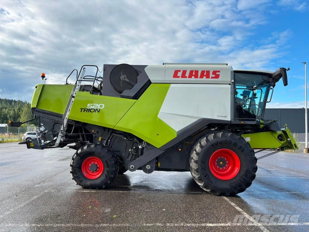 CLAAS TRION B 520 4WD Θεριζοαλωνιστικές μηχανές