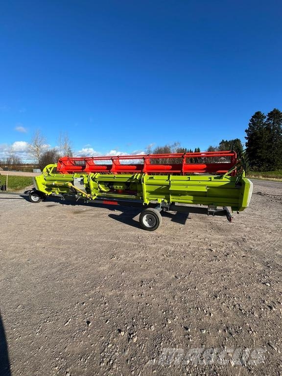 CLAAS TRION B720 Skurtreskere