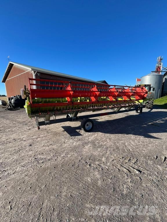 CLAAS TRION B720 Skurtreskere