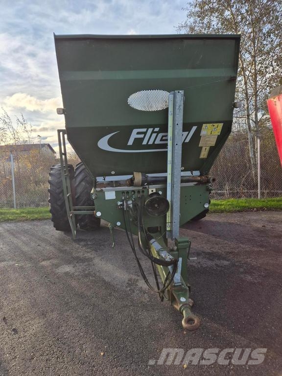 Fliegl ETB18 معدات توزيع السماد العضوي