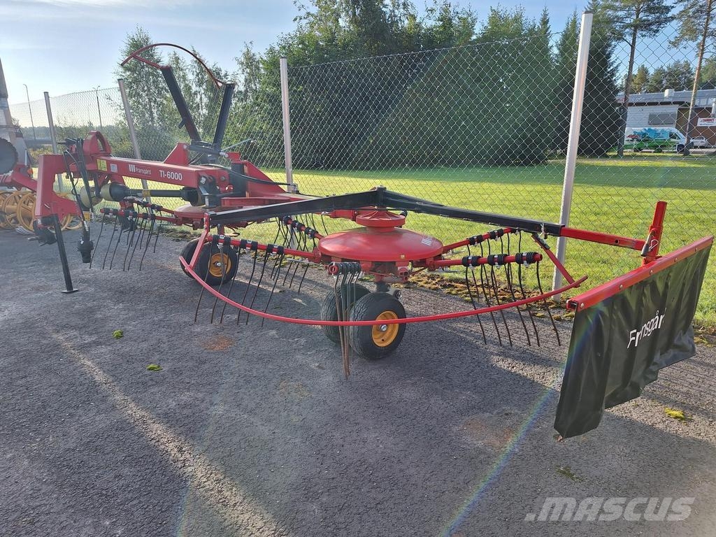 Fransgård TI-6000 耙與翻草機