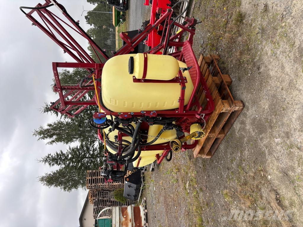 Hardi 800/12 Pulverizatoare autopropulsate