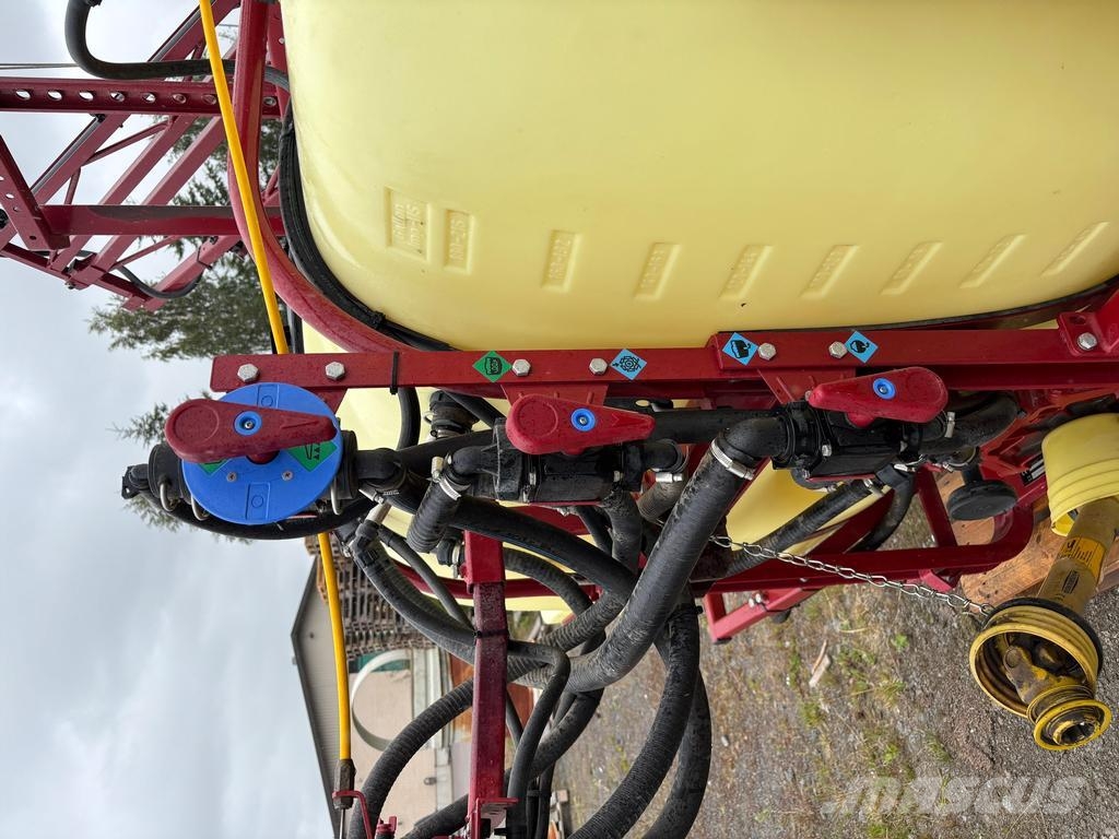 Hardi 800/12 Pulverizatoare autopropulsate