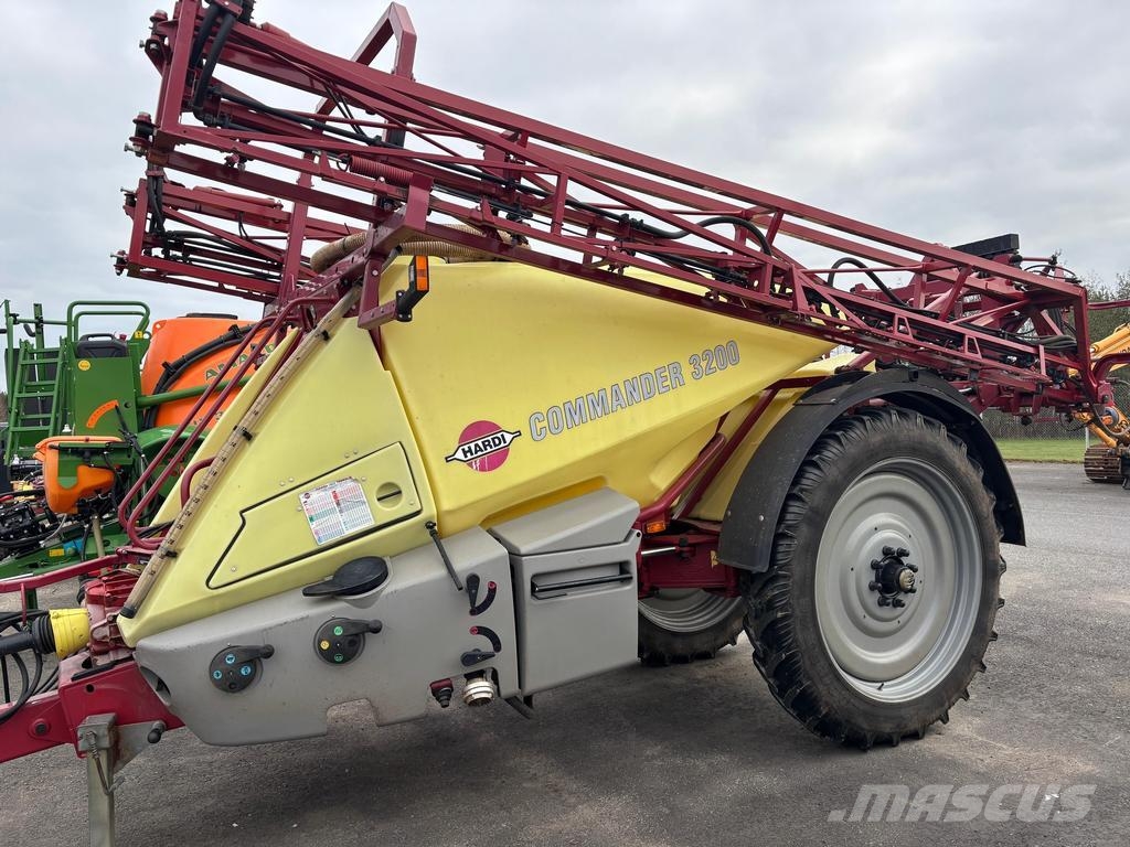 Hardi COMMANDER 3200 自走式噴霧器
