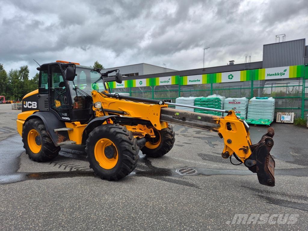 JCB TM320S مناولات متداخلة