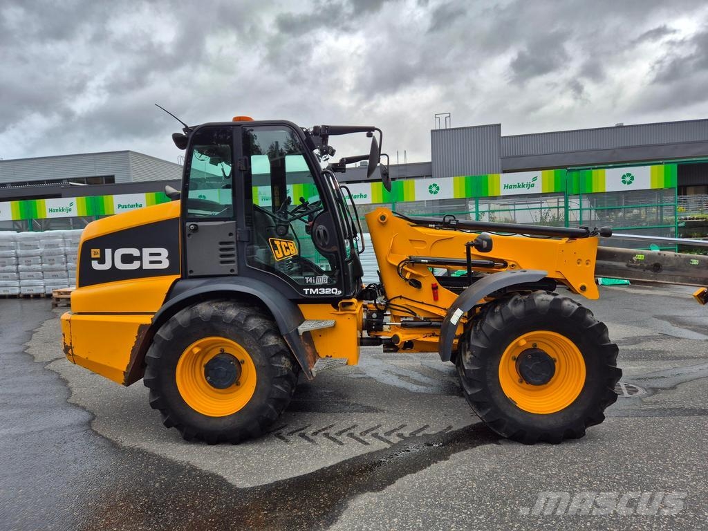 JCB TM320S مناولات متداخلة
