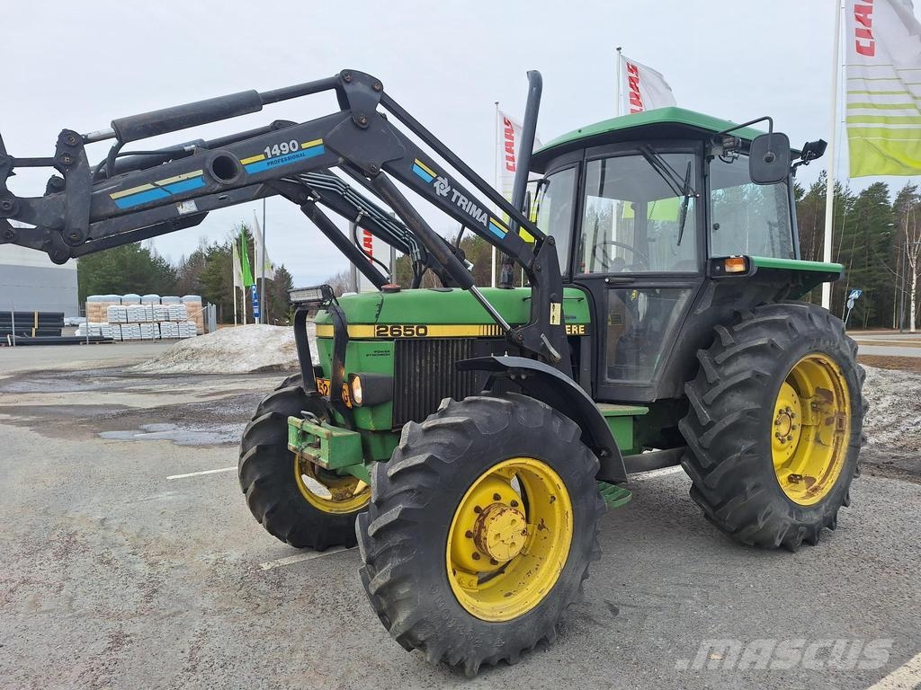 John Deere 2650 Traktori