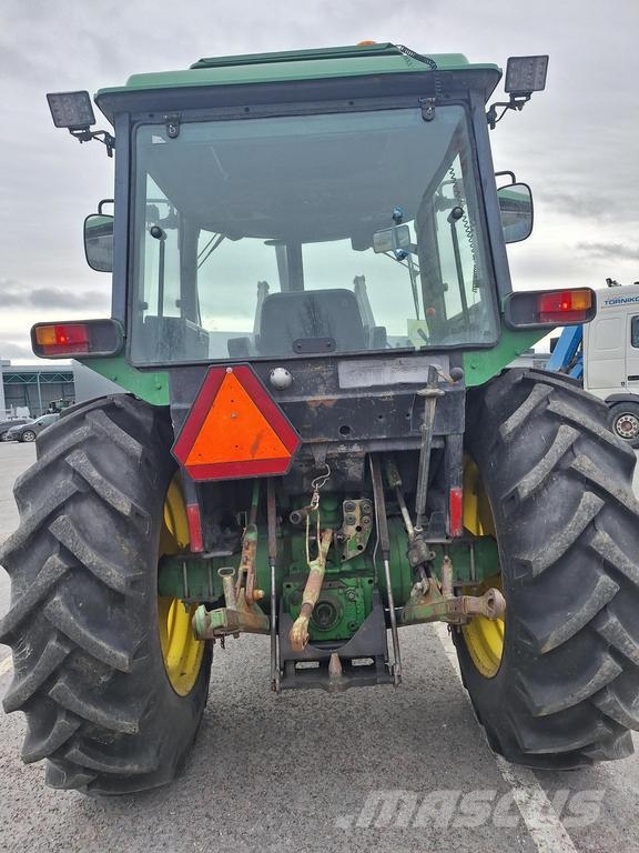 John Deere 2650 Traktori