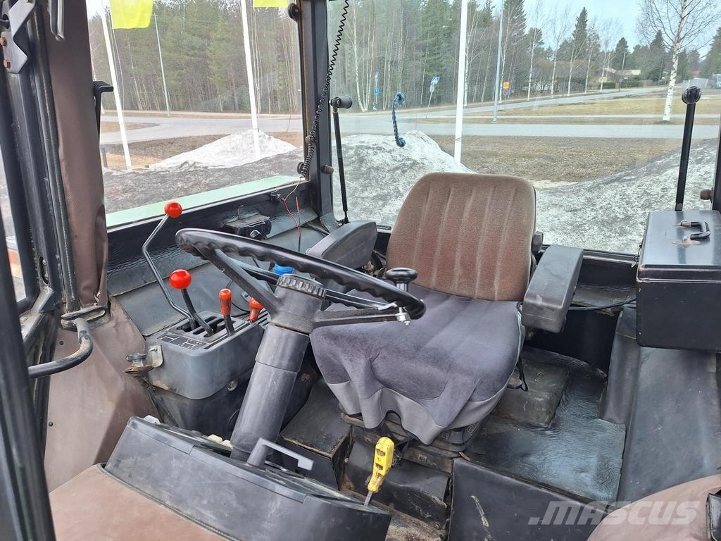 John Deere 2650 Traktori