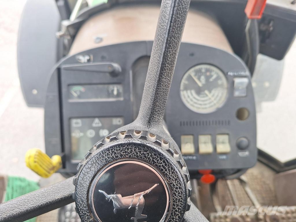 John Deere 2650 Traktori