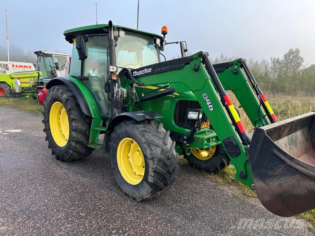 John Deere 5100R الجرارات