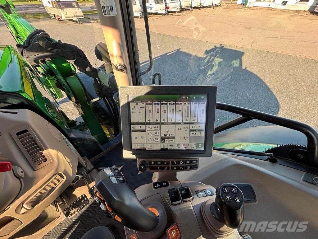 John Deere 6155R Traktori